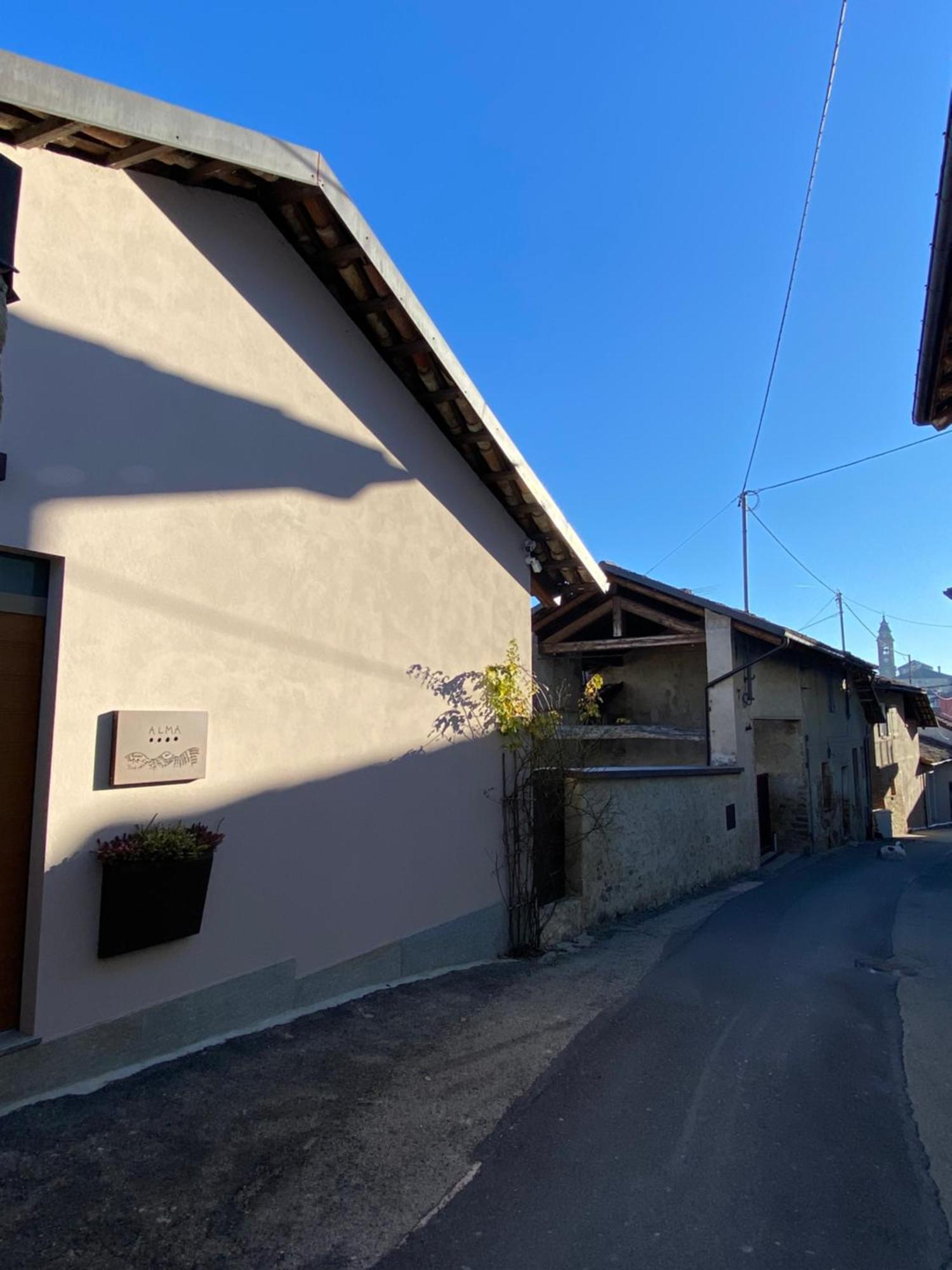 Alma I Luoghi Dell Anima Apartment Diano dʼAlba Екстериор снимка