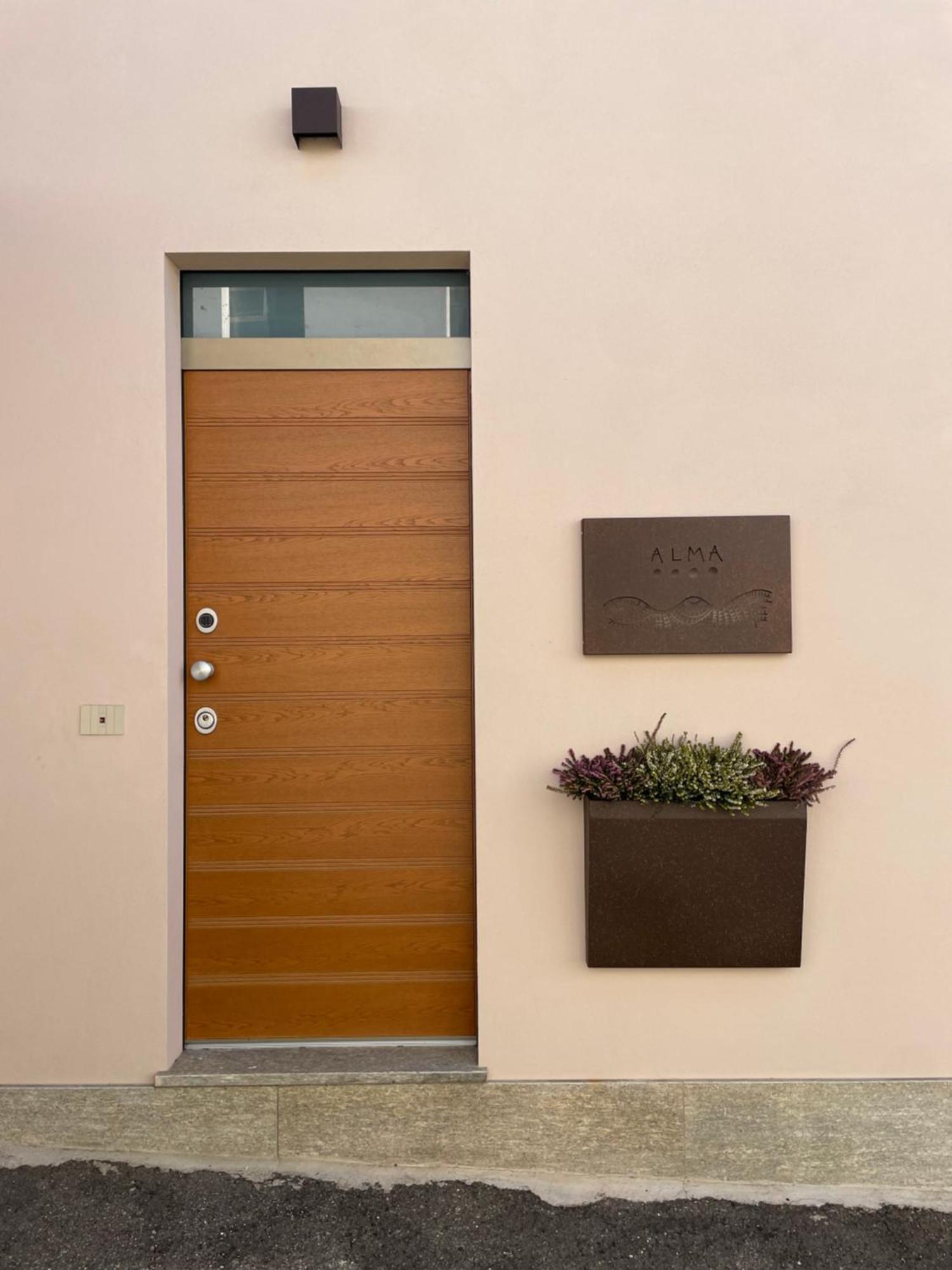Alma I Luoghi Dell Anima Apartment Diano dʼAlba Екстериор снимка